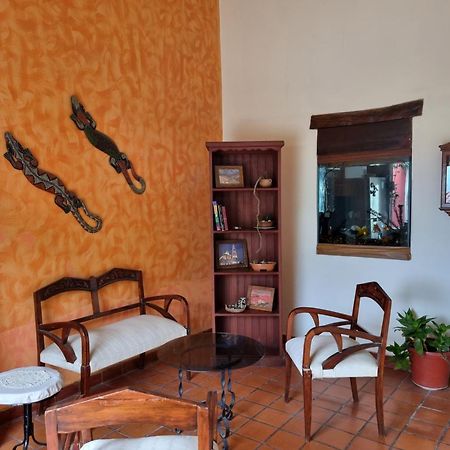 Hostal Las Rosas Сальта Екстер'єр фото