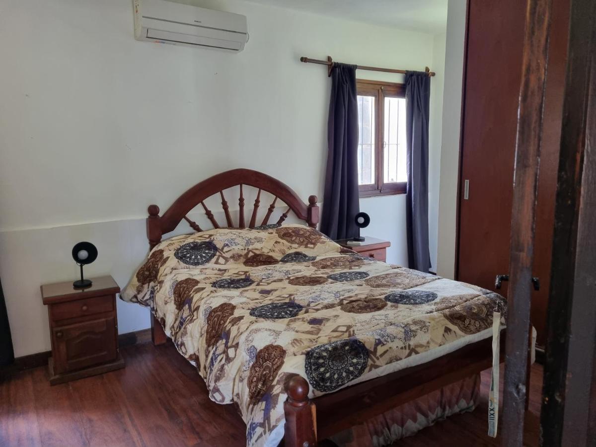 Hostal Las Rosas Сальта Екстер'єр фото