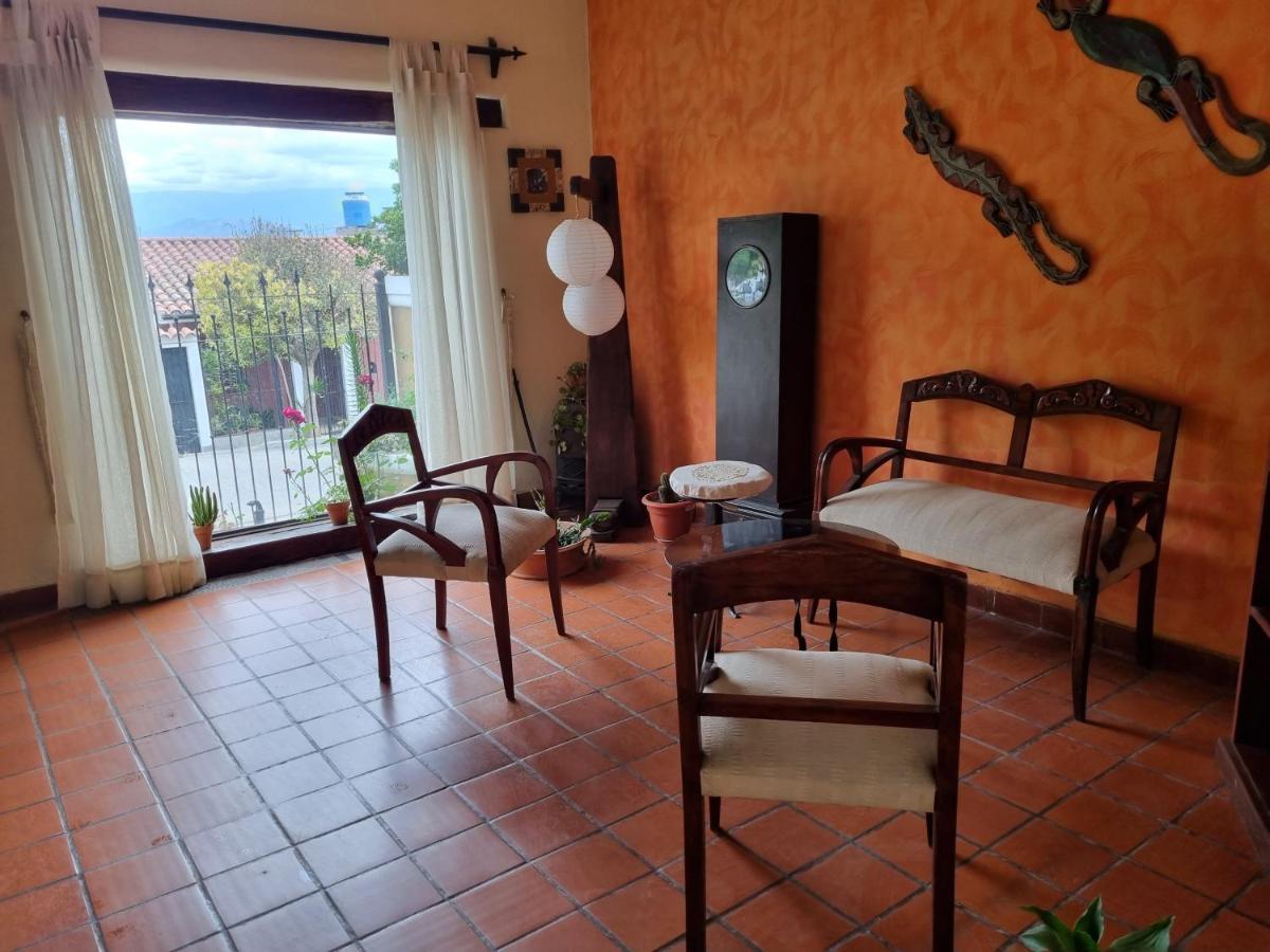 Hostal Las Rosas Сальта Екстер'єр фото
