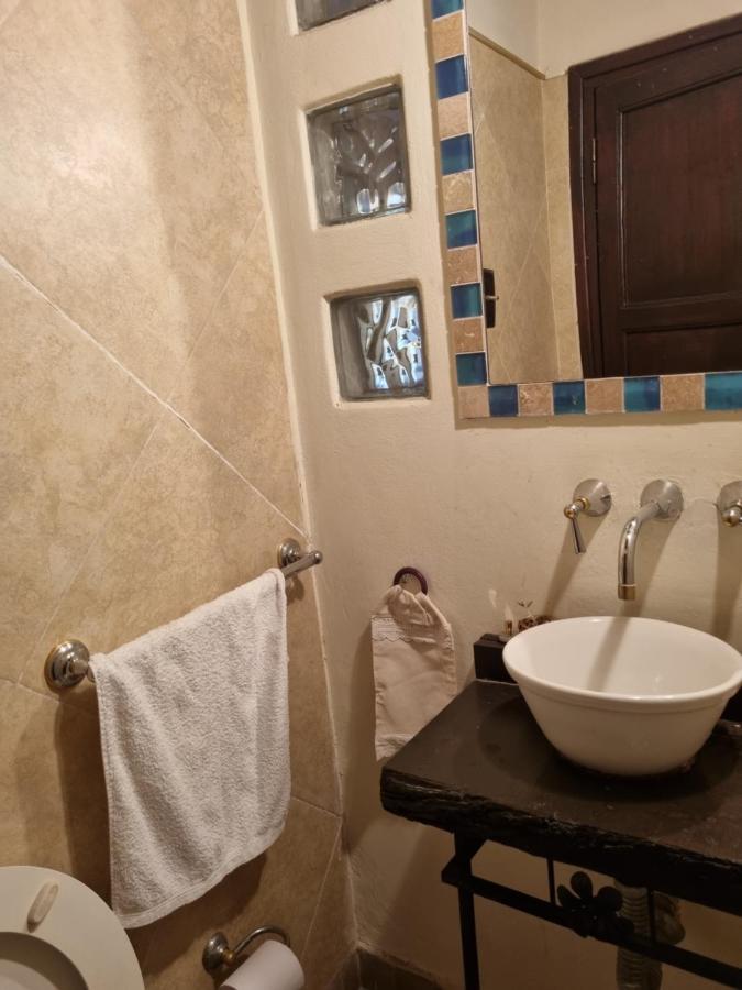 Hostal Las Rosas Сальта Екстер'єр фото