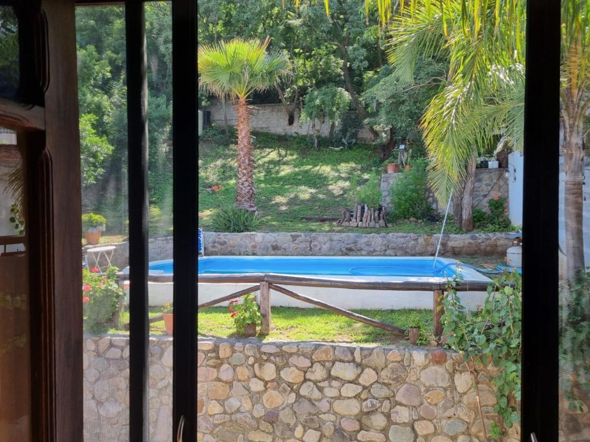 Hostal Las Rosas Сальта Екстер'єр фото