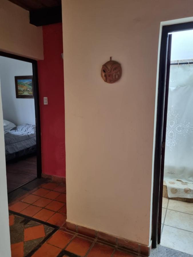 Hostal Las Rosas Сальта Екстер'єр фото