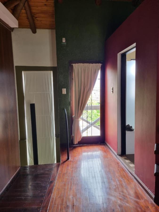 Hostal Las Rosas Сальта Екстер'єр фото